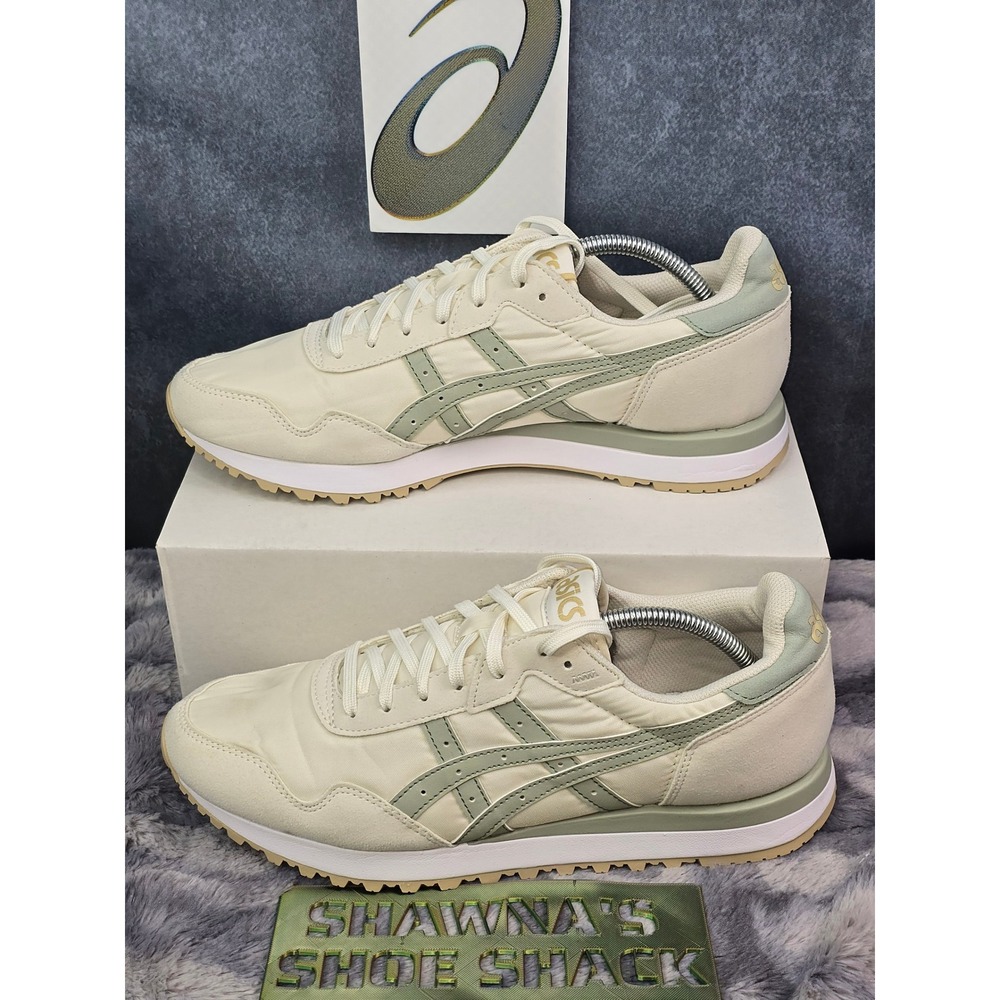 NWOT ASICS Tiger Runner II Cream Sage Retro Lifestyle Sneakers Mens Size 10